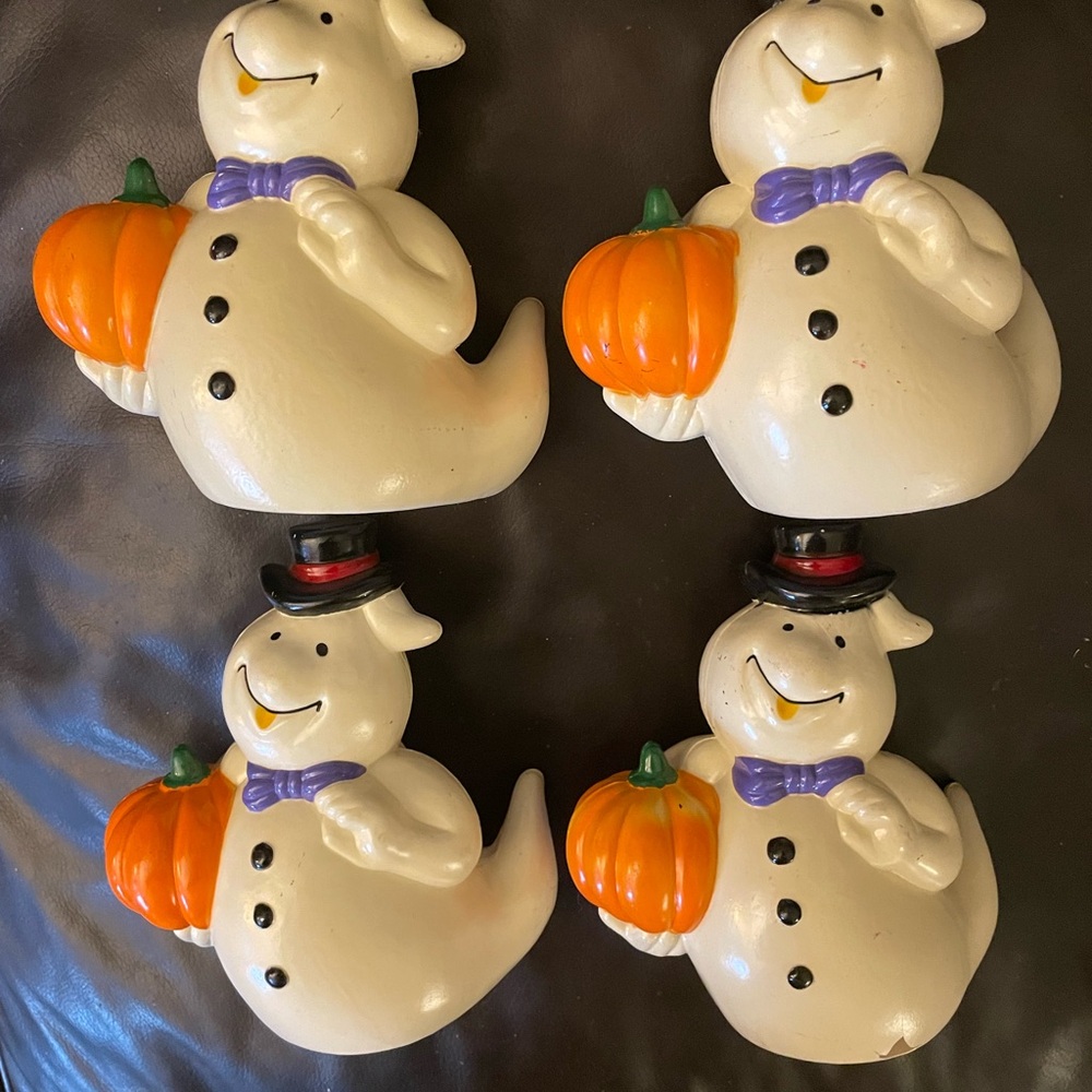 Halloween Ghost blow mold-like lawn stakes with Pumpkins